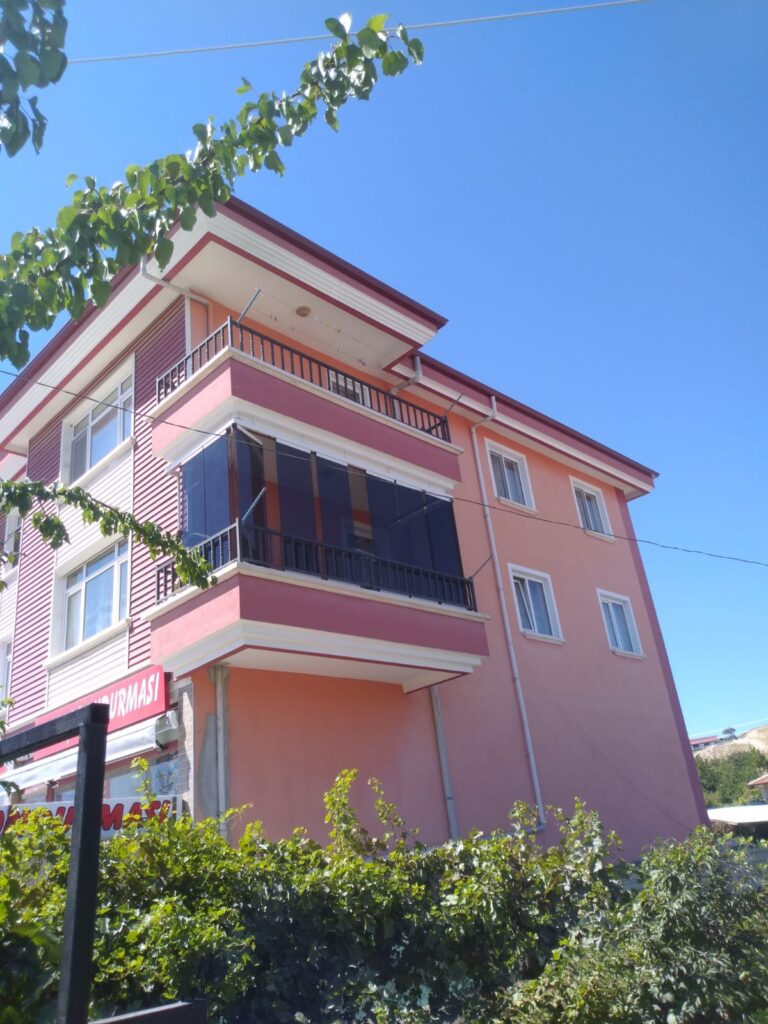 akyurt cam balkon
